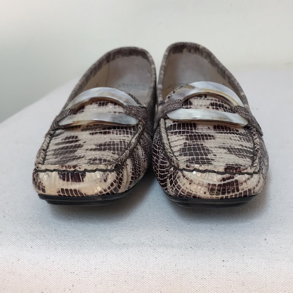 Stuart Weitzman Sz 8.5N Driving Loafer gorgeous snakeskin embossed leather - Picture 2 of 12